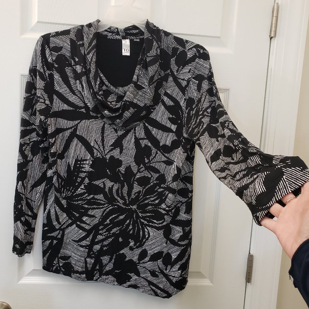 Thomas & Olivia, black white embroidered floral, cowl neck, blouse, XL